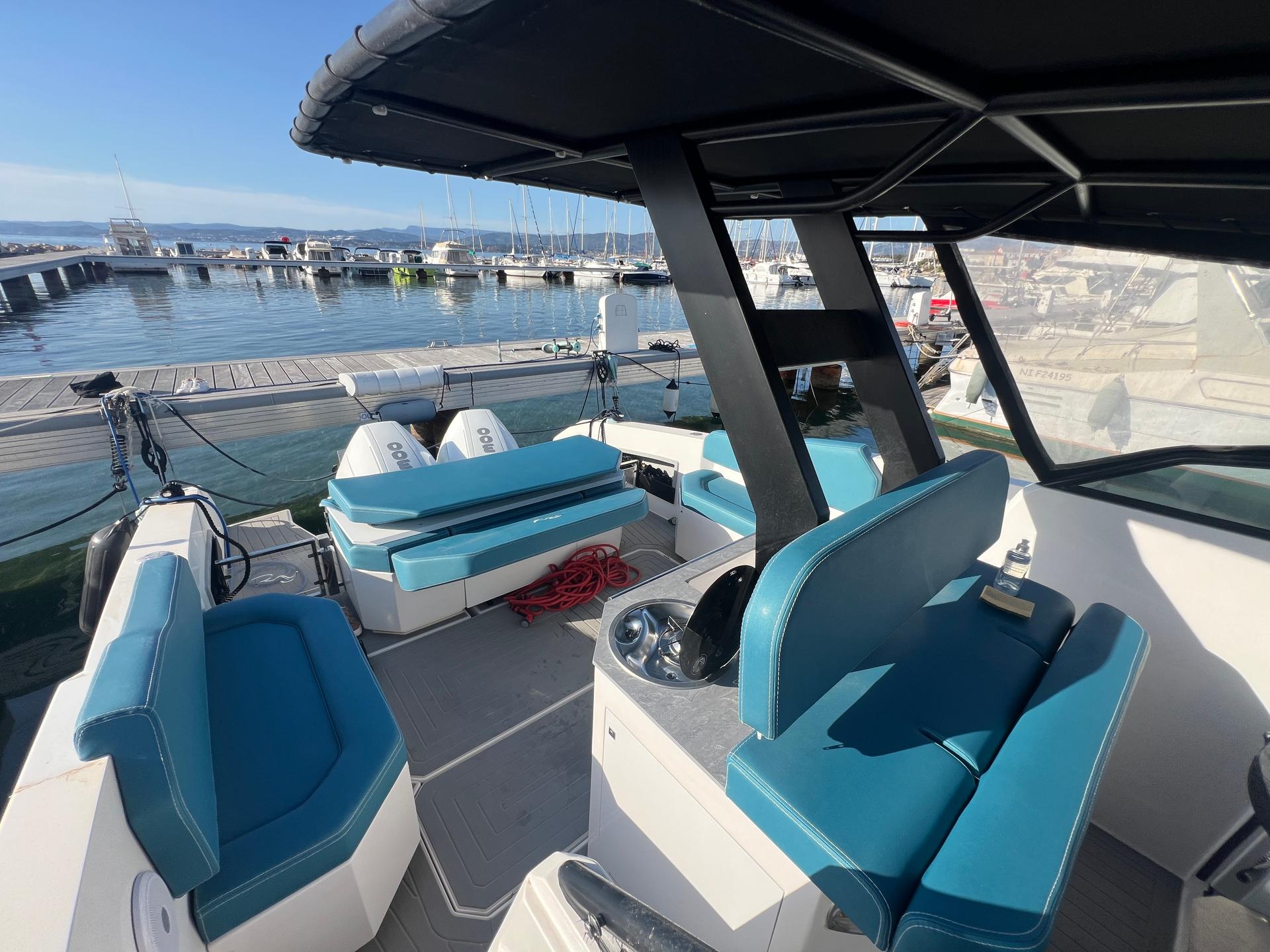 slider 7 Rio Yachts Daytona 34